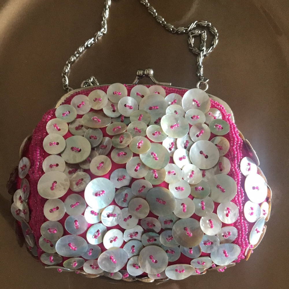 PINK BEADED W/ MOTHER OF PEARL BUTTONS BAG